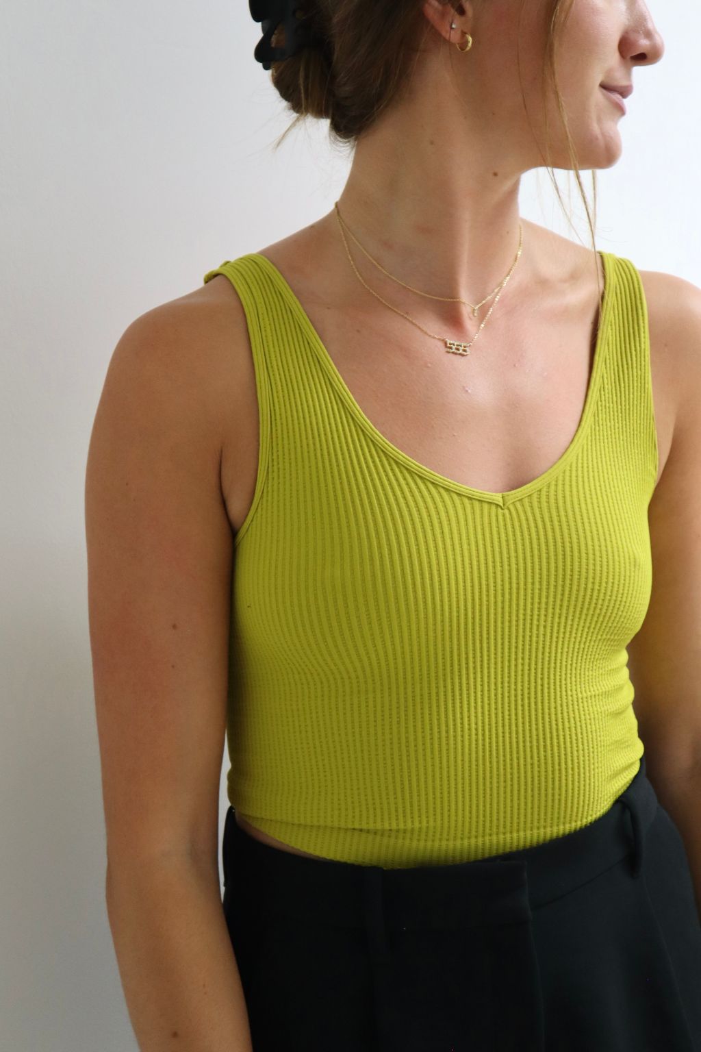 Reversible Rib Crop Tank Olive