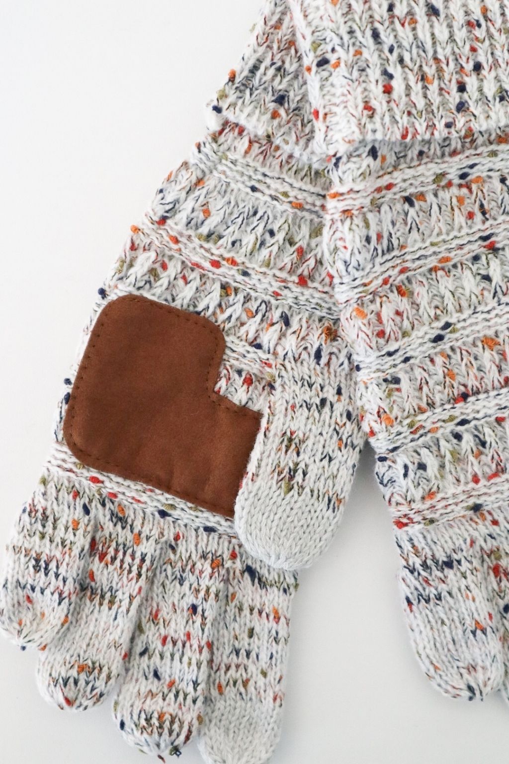 CC Cable Knit GlovesConfetti