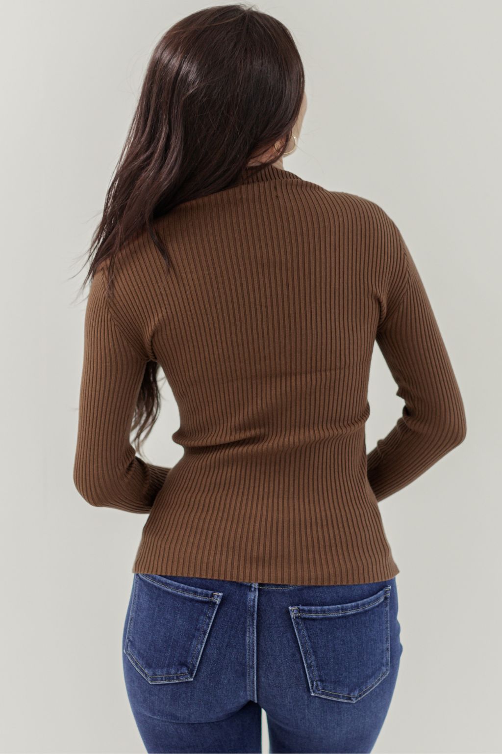 Mock Neck Ribbed Sweater Brown